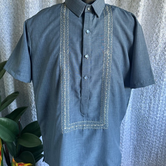 SALE❣️Light charcoal Gray Hugo Polo Barong Tagalog with embroidery - Picture 5 of 6
